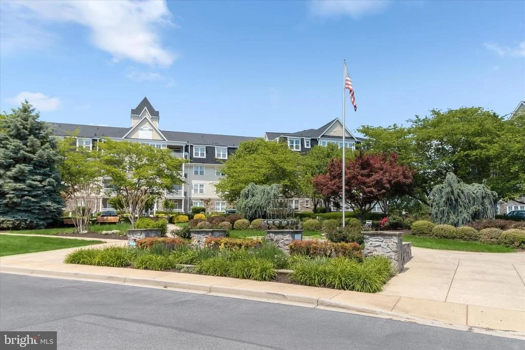 Photo of Unit 112 at 2520 WATERSIDE DRIVE