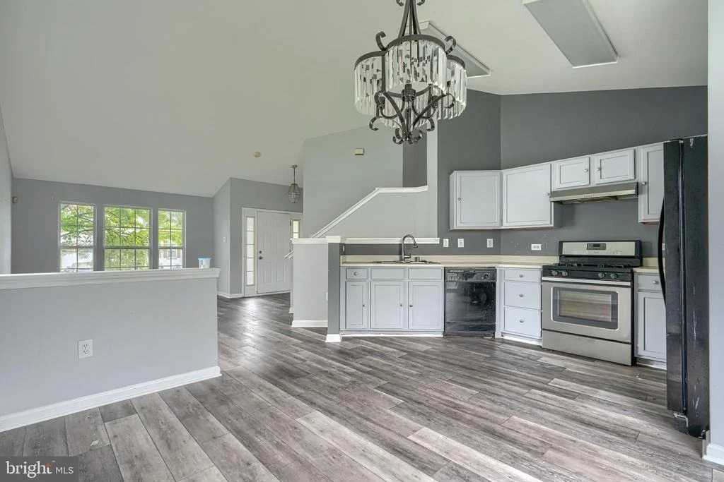 Photo of 2825 CUNNINGHAM DRIVE