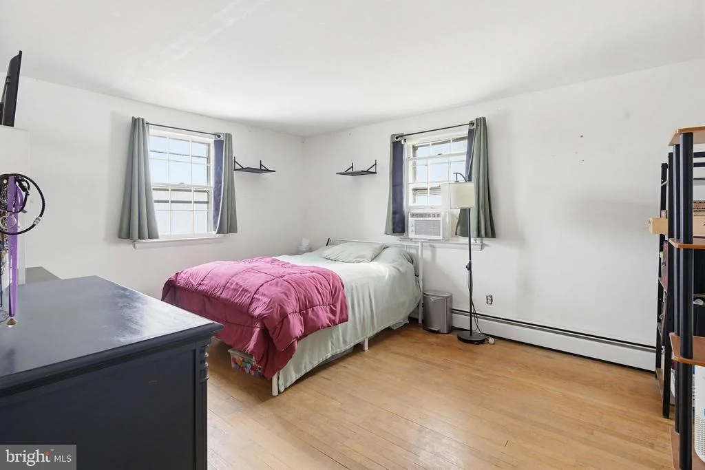 Photo of 2124 OAKLYN DRIVE