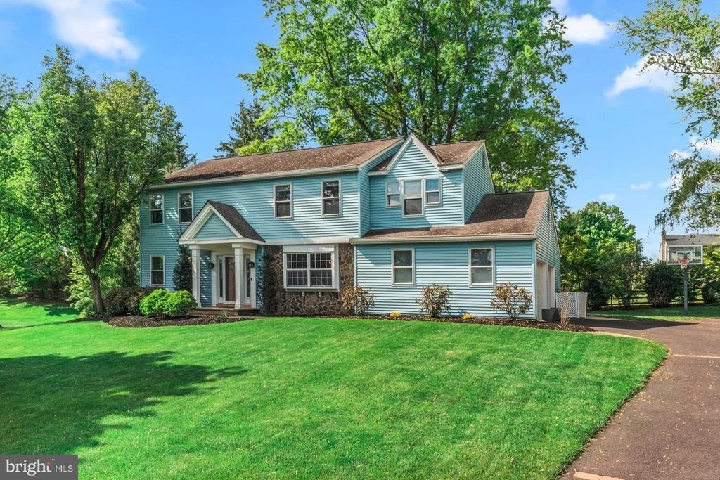 Photo of 24 POND VIEW DRIVE