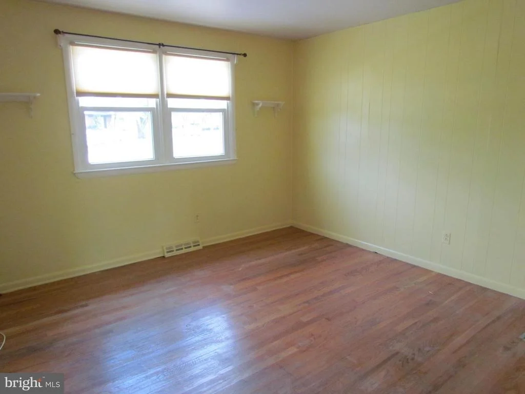 Photo of 1325 GARFIELD DRIVE