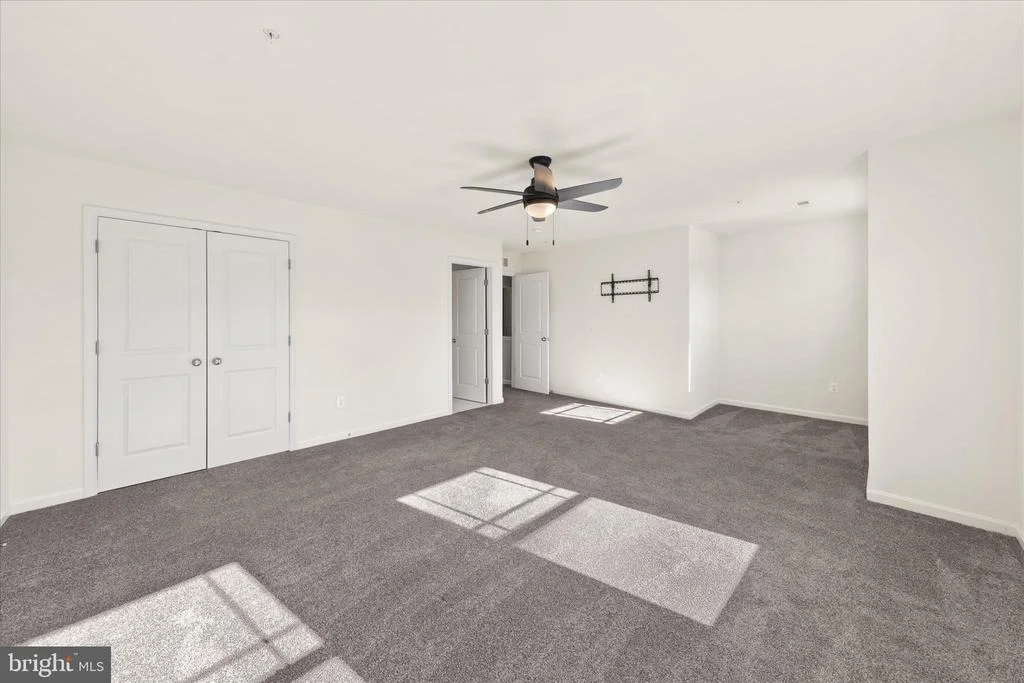 Photo of 5559 TRAFALGAR CIRCLE