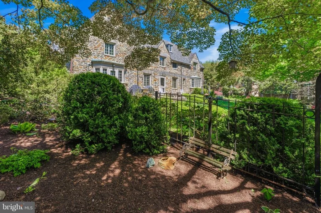 Photo of 119 TAPLOW ROAD