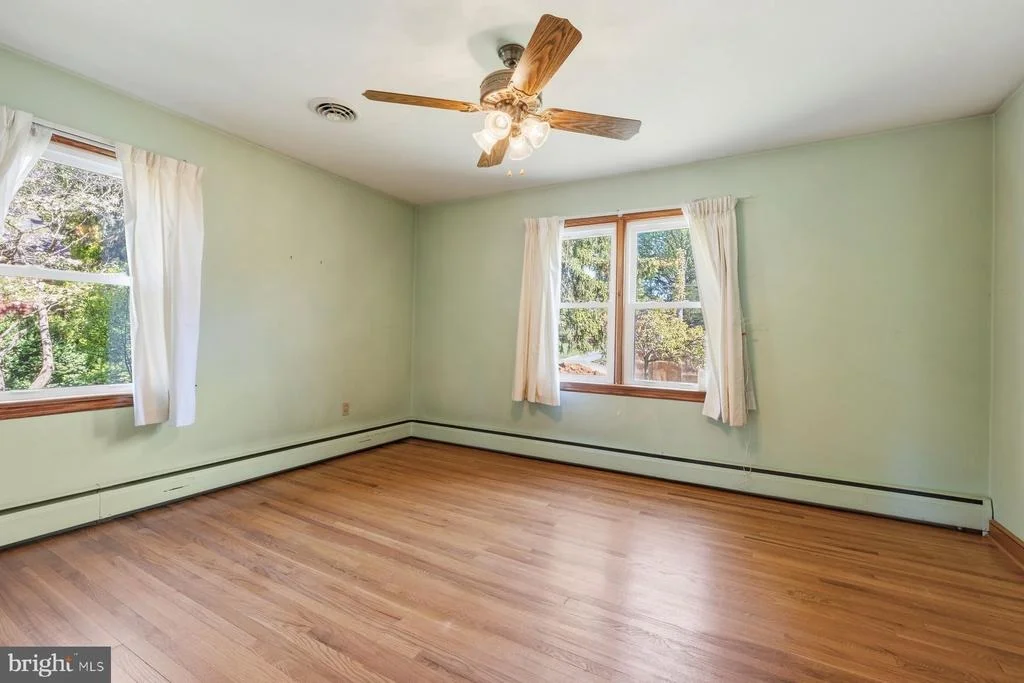 Photo of 16 LINDEN BOULEVARD