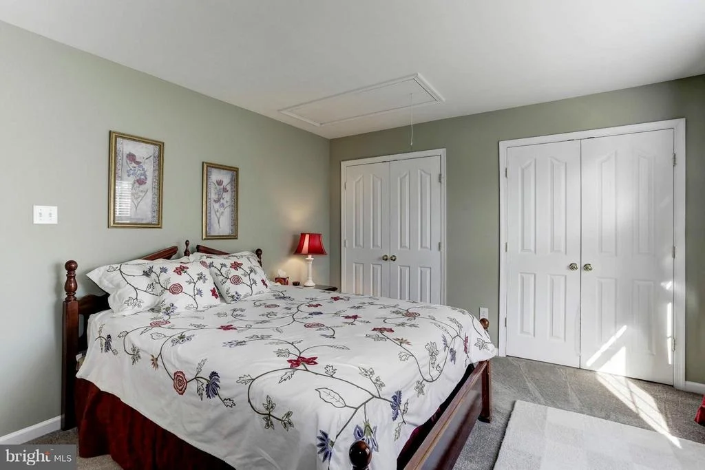 Photo of 4824 BROOM DRIVE