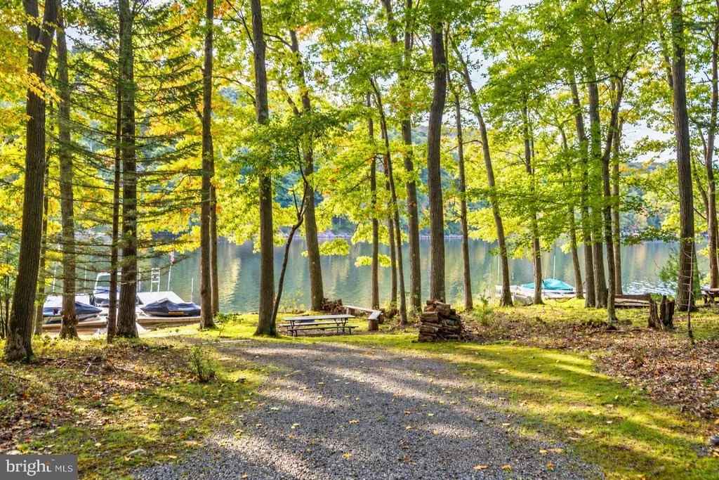 Photo of 2570 STATE PARK ROAD