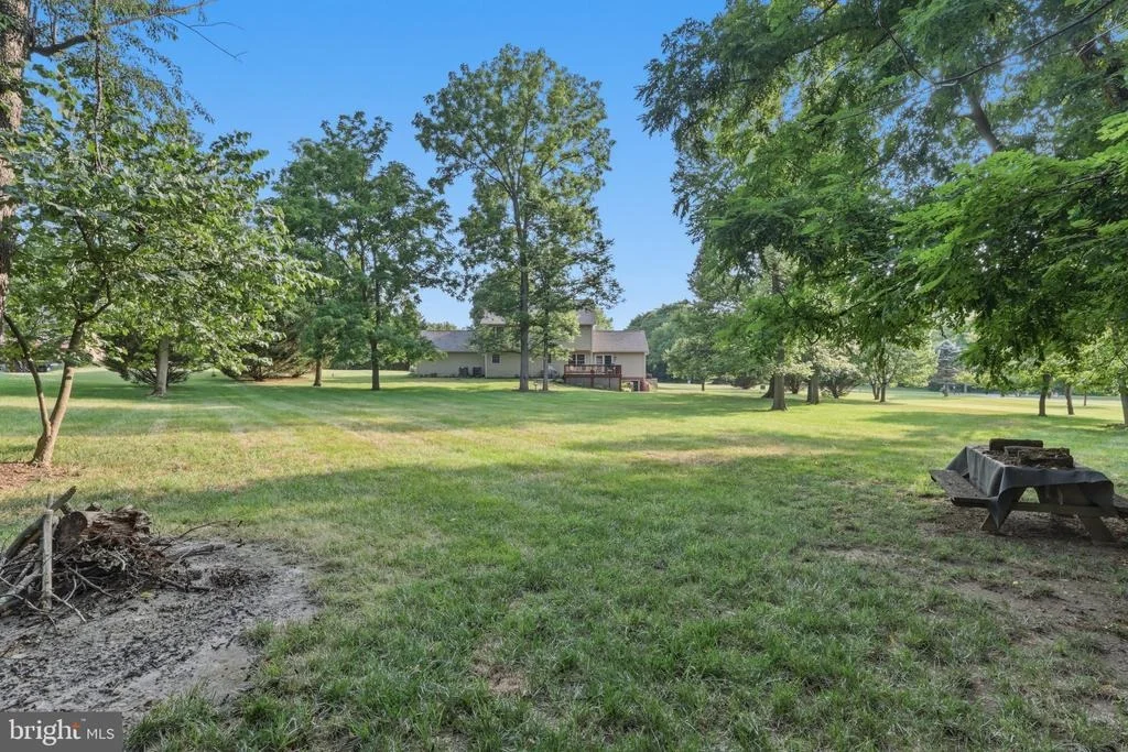 Photo of 221 HADLEY DRIVE