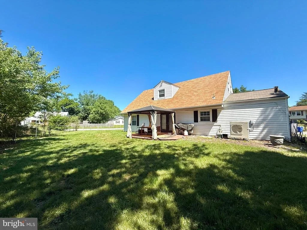 Photo of 201 STODDERT AVENUE