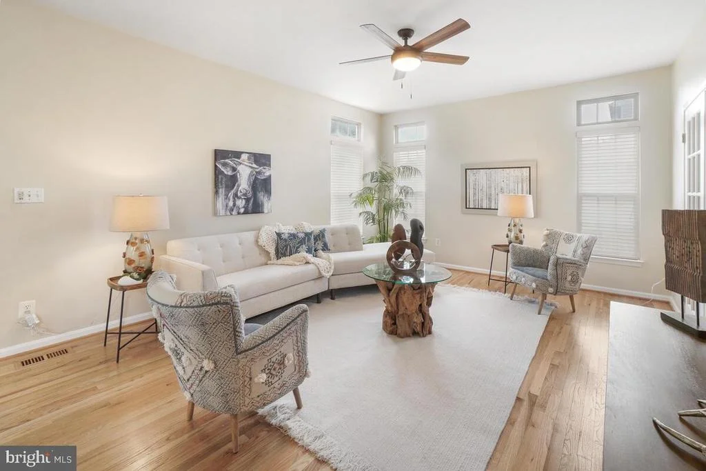 Photo of 4903 SUTHERLAND DRIVE