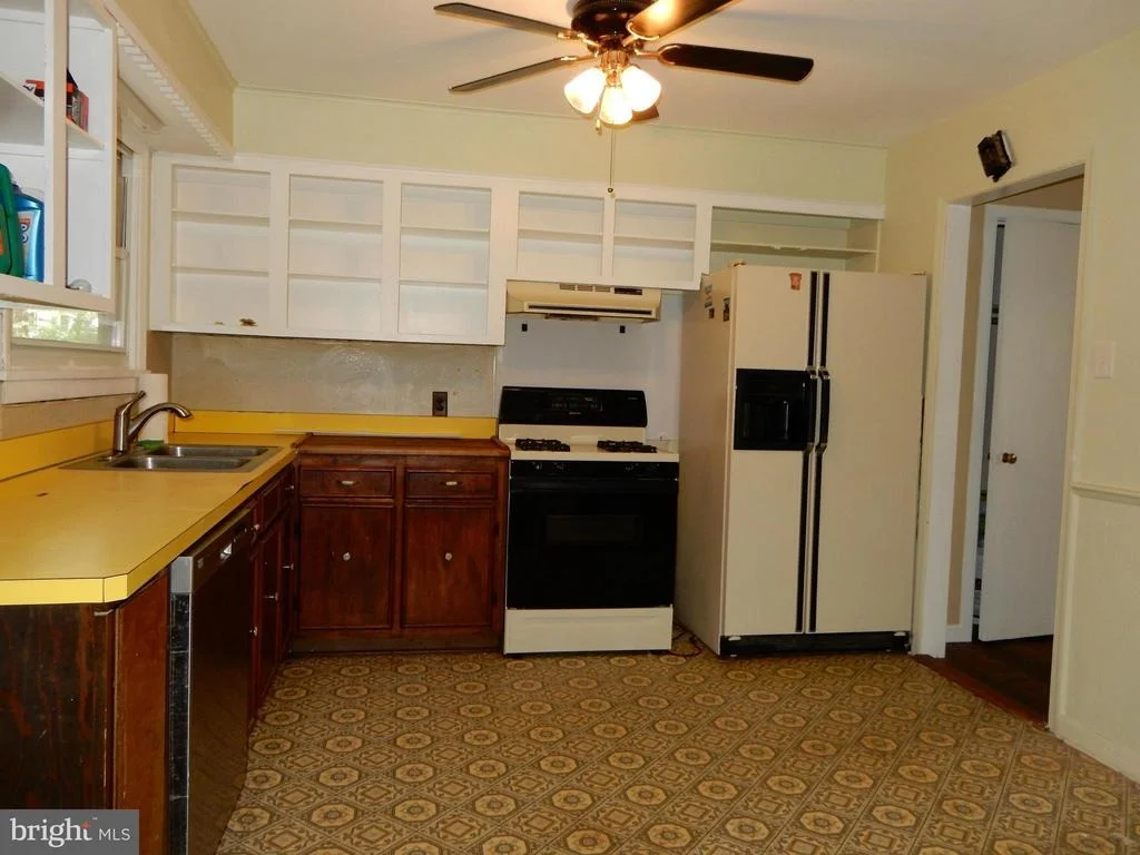 Photo of 1131 PARRISH DRIVE