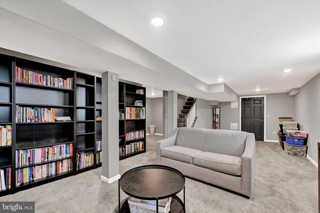Photo of 5217 CATALPHA ROAD