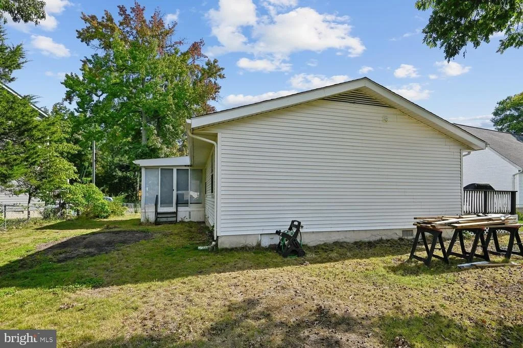 Photo of 4734 IDLEWILDE ROAD