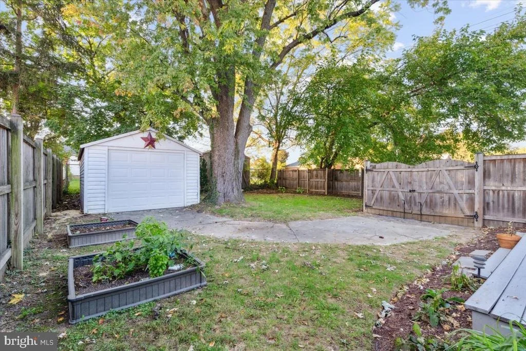 Photo of 819 TRAIL AVENUE
