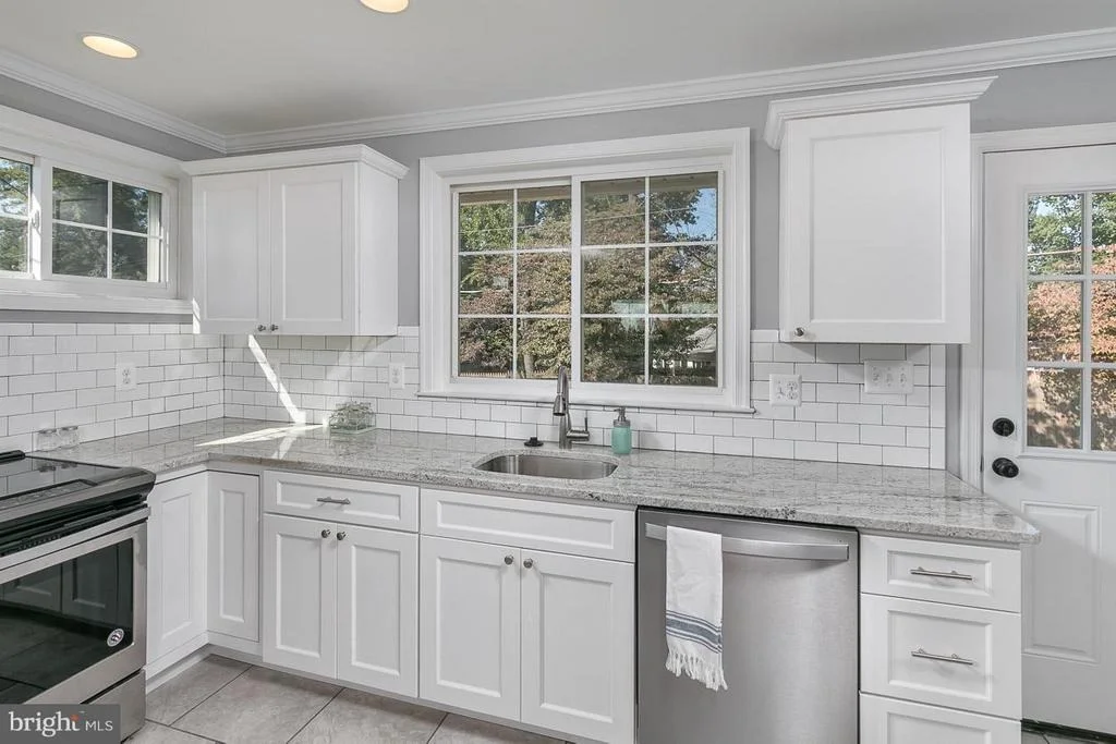 Photo of 1305 HEATHER HILL ROAD