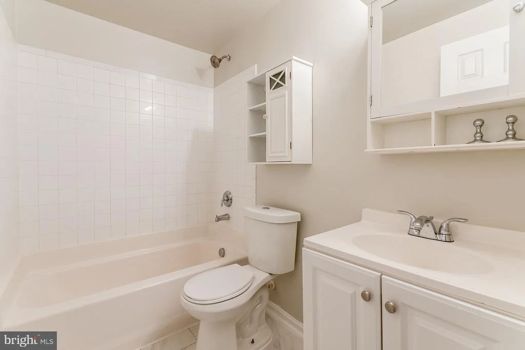 Photo of 17292 MAGIC MOUNTAIN DRIVE