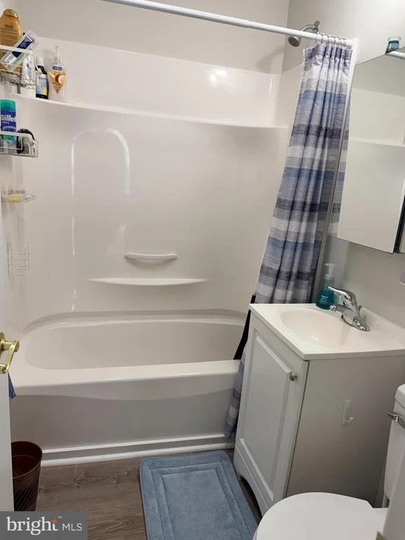 Photo of 8217 CORNWALL ROAD