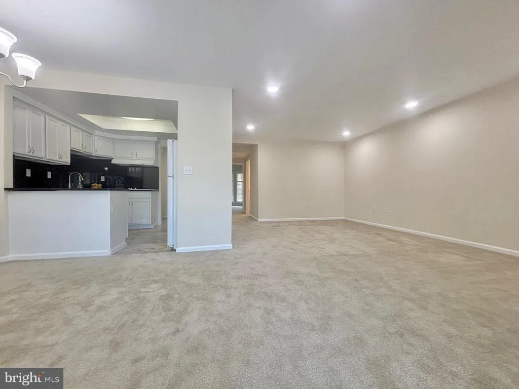 Photo of Unit 92C at 3622 GLENEAGLES DRIVE