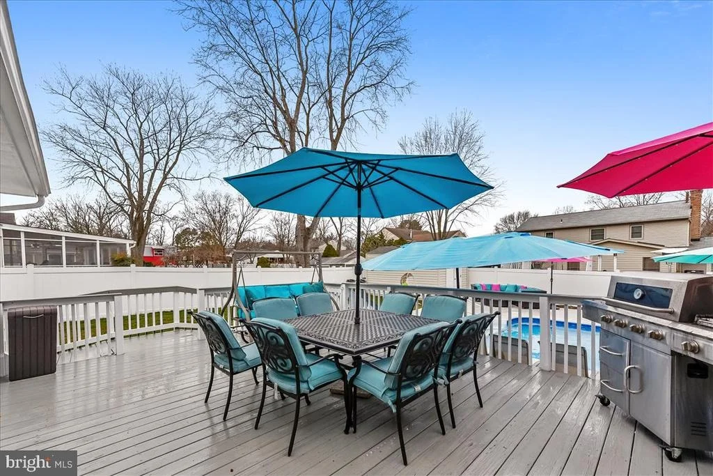 Photo of 9808 GREENVIEW LANE