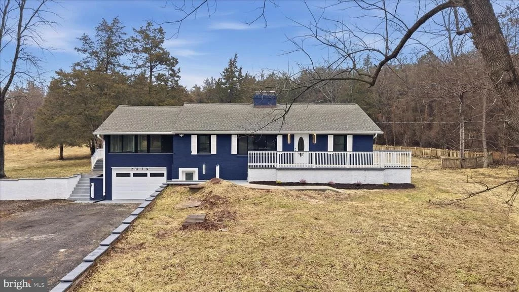 Photo of 2639 LOGMILL ROAD