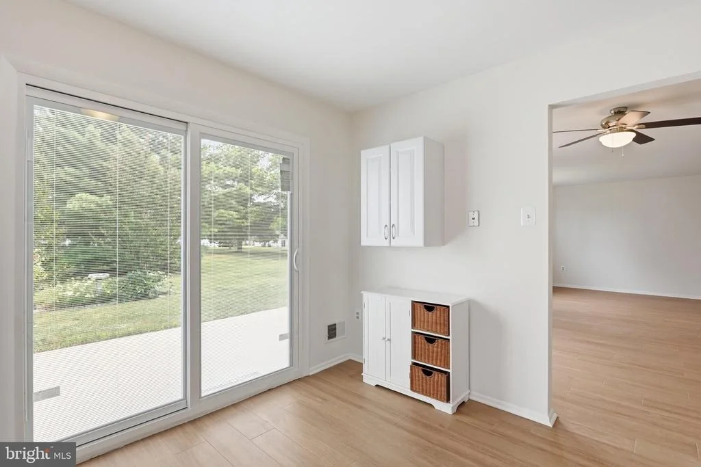 Photo of 5661 CRABAPPLE DRIVE