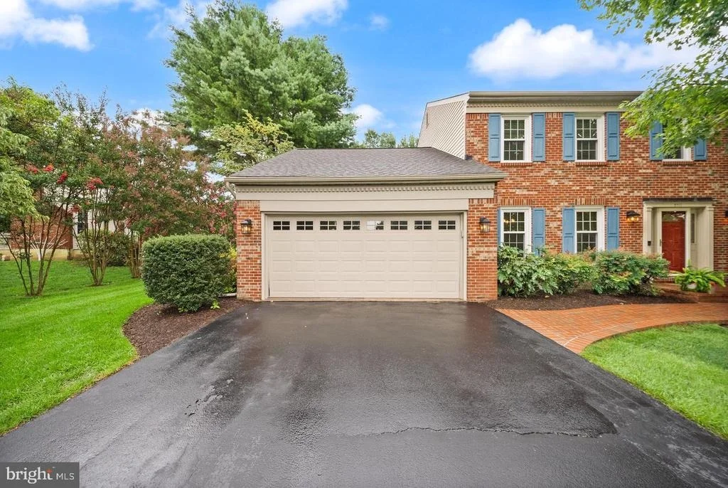Photo of 2711 MUSTANG DRIVE