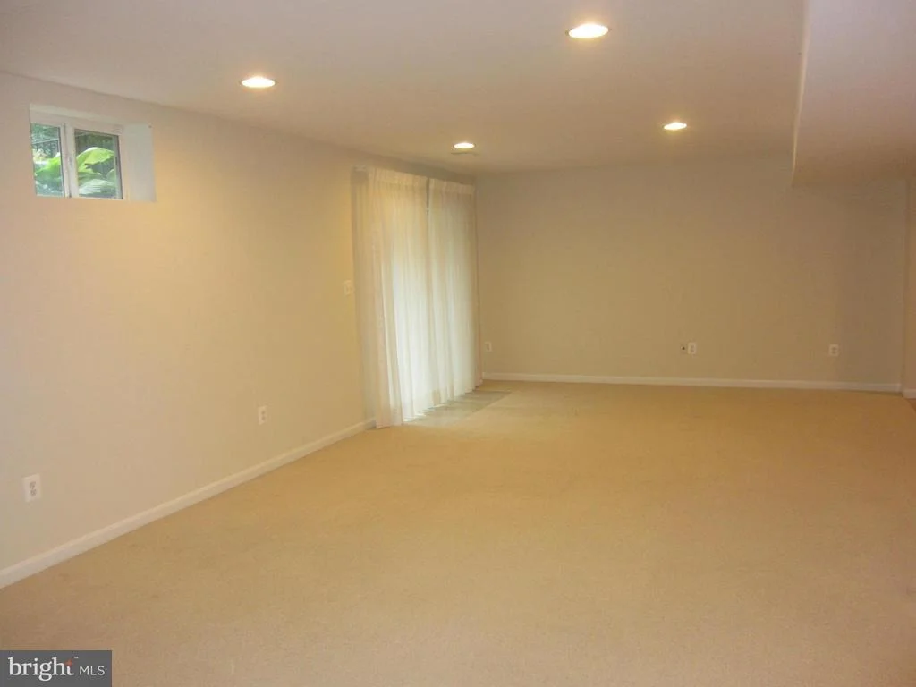 Photo of 14410 BONIFANT PARK PLACE
