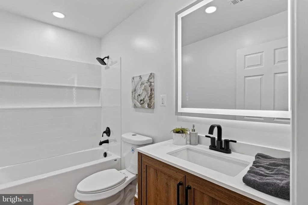 Photo of 231 MOSBY LANE