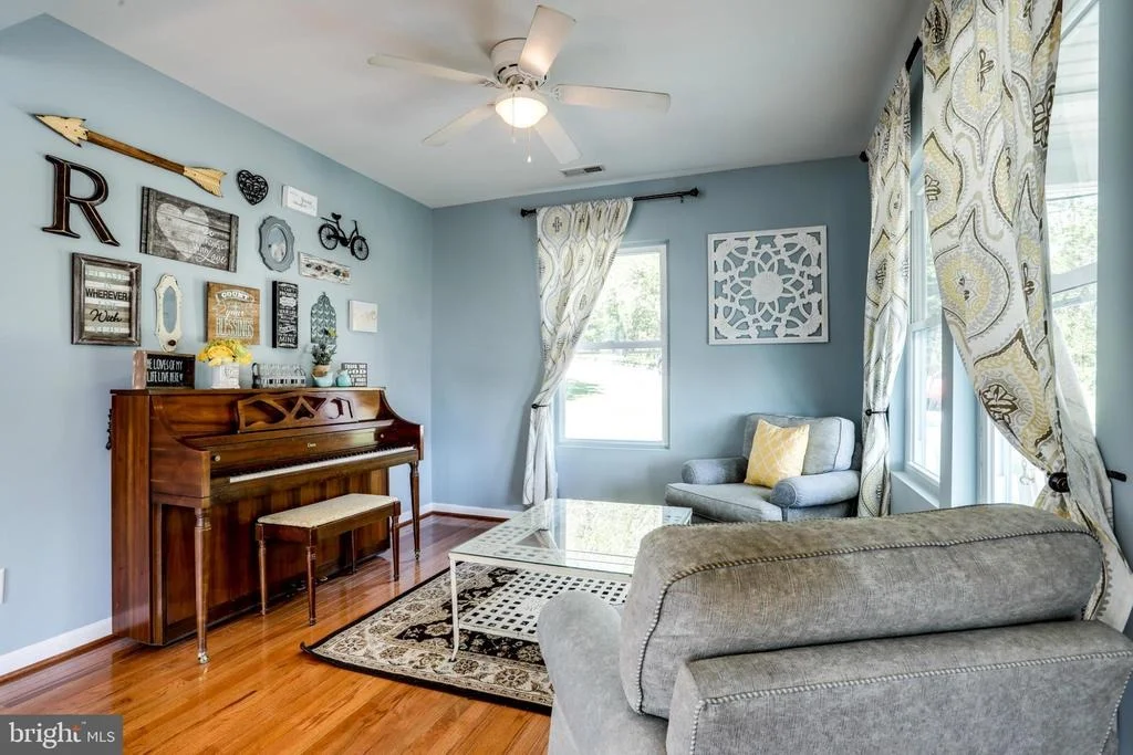 Photo of 2 HOLMES AVENUE