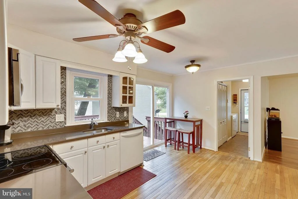 Photo of 9002 BILLOW ROW