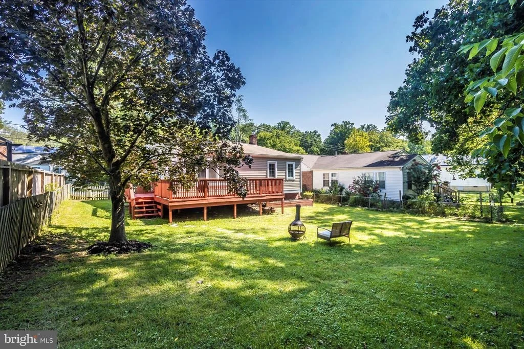 Photo of 1304 WINDHAM LANE