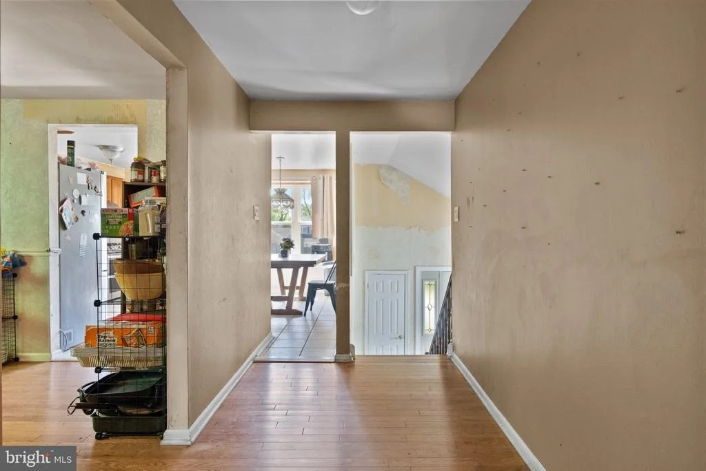 Photo of 112 WILLIAMSBURG WAY