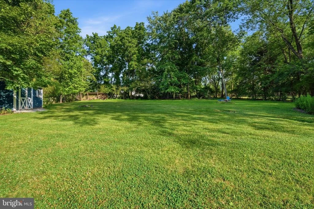 Photo of 607 MCKEAN ROAD