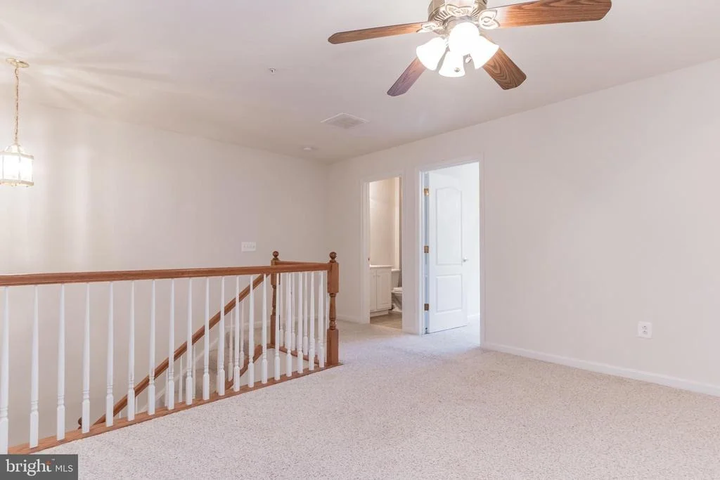 Photo of Unit 4 at 702 EMERALD WAY