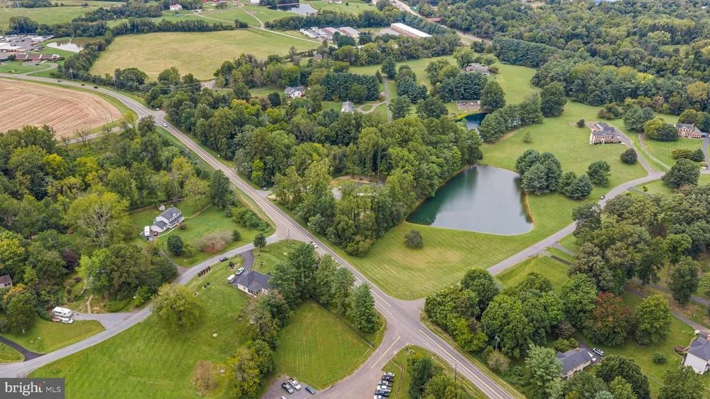 Photo of 8186 MEETZE ROAD