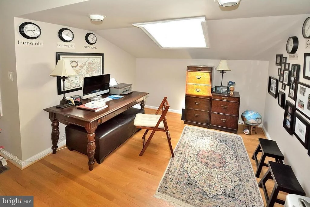 Photo of 6281 DUNAWAY COURT