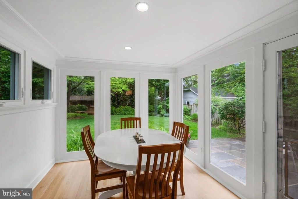 Photo of 7301 SUMMIT AVENUE