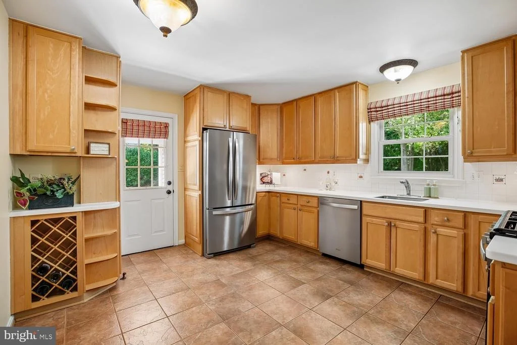 Photo of 1525 ARBOR VIEW ROAD