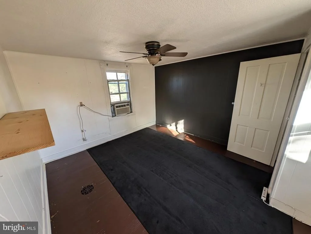 Photo of 74 CALVERT ROAD