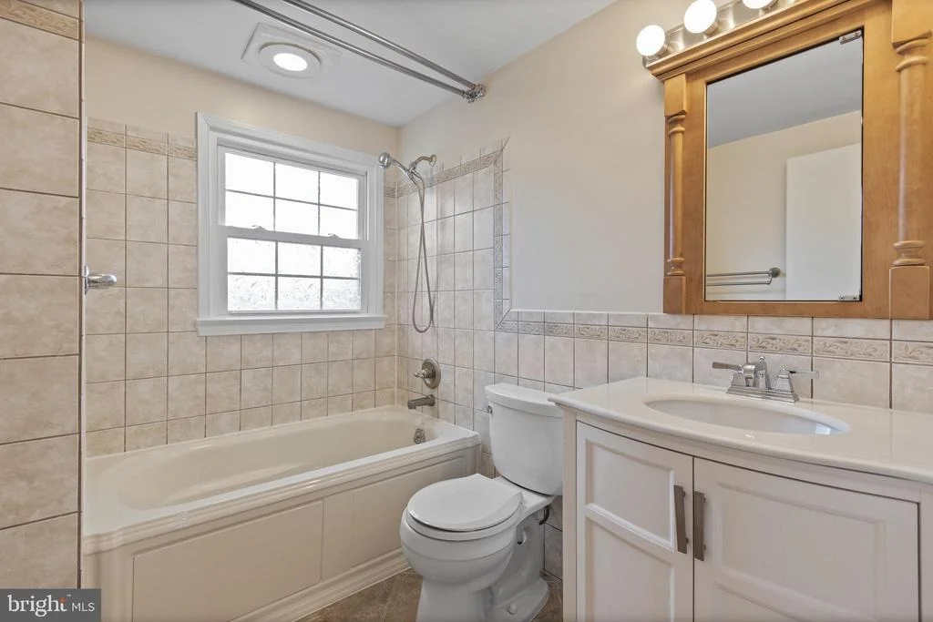 Photo of 3011 BONVIEW LANE