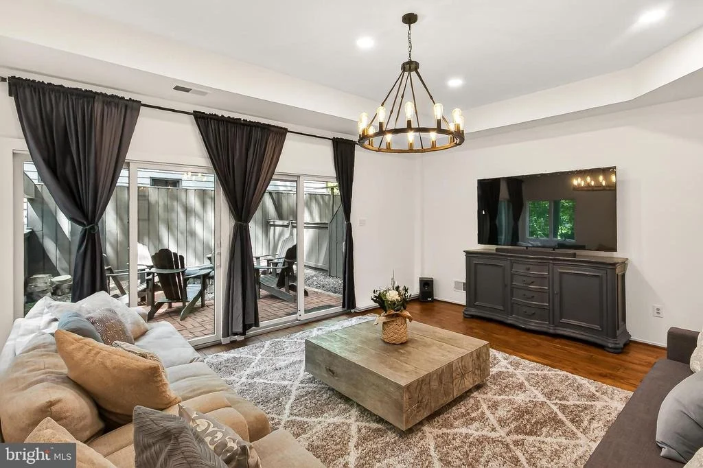 Photo of 2603 KLINGLE ROAD NW