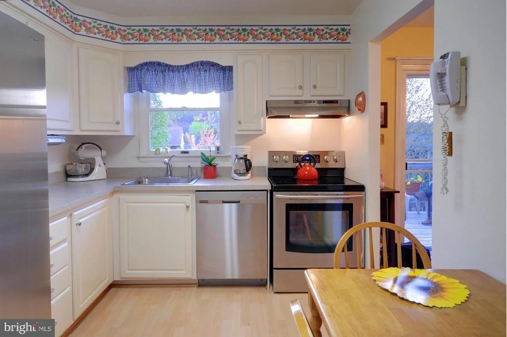 Photo of 424 WESTSIDE BOULEVARD