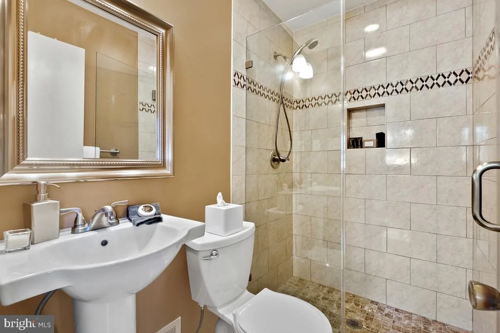 Photo of 13204 HATHAWAY DRIVE