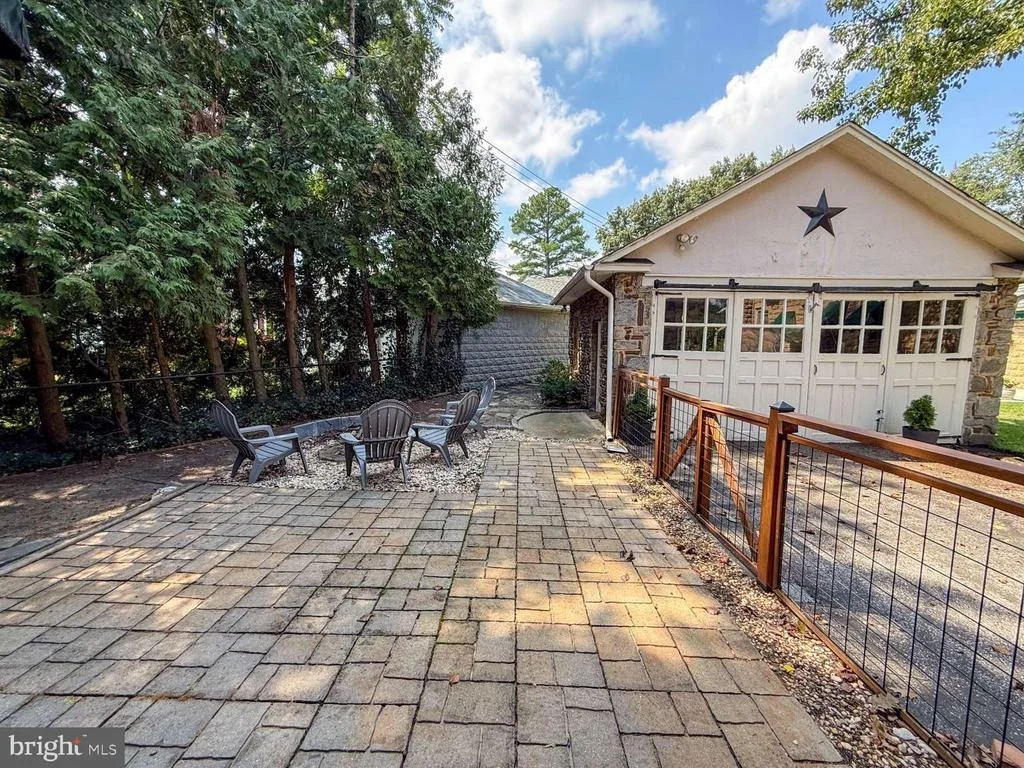 Photo of 3117 GRINDON AVENUE