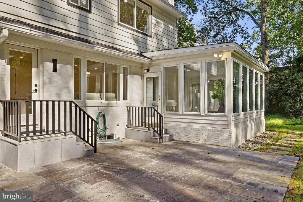 Photo of 8355 ALVORD STREET