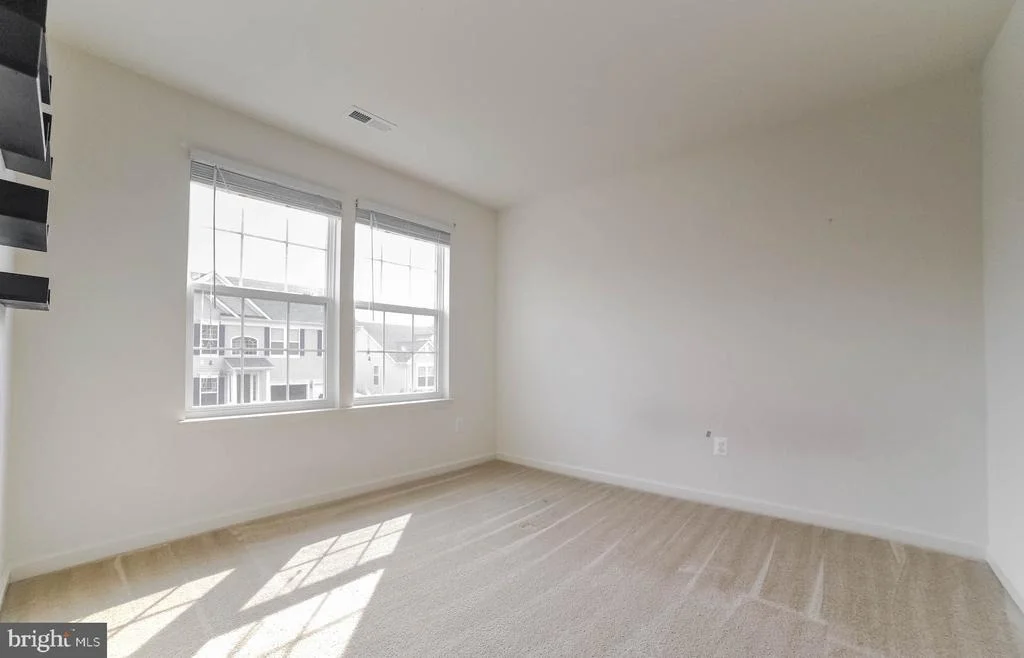 Photo of 22274 SCOTT CIRCLE