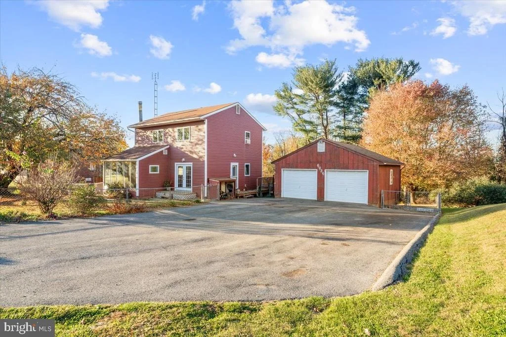 Photo of 6936 LINGANORE ROAD