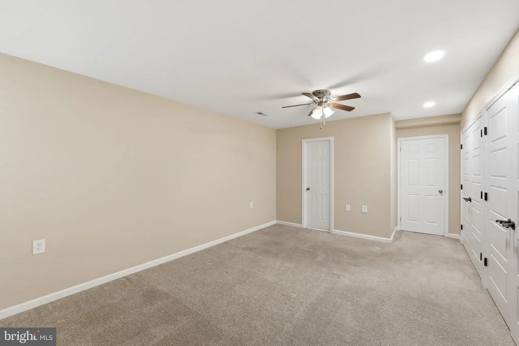 Photo of 10 MADISON COURT