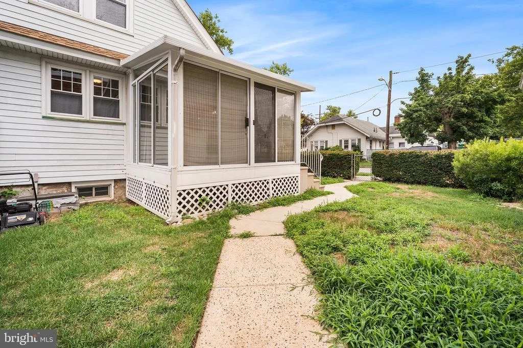Photo of 2 12TH STREET