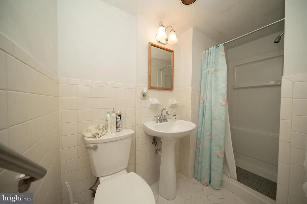 Photo of 1205 SPOTSWOOD DRIVE