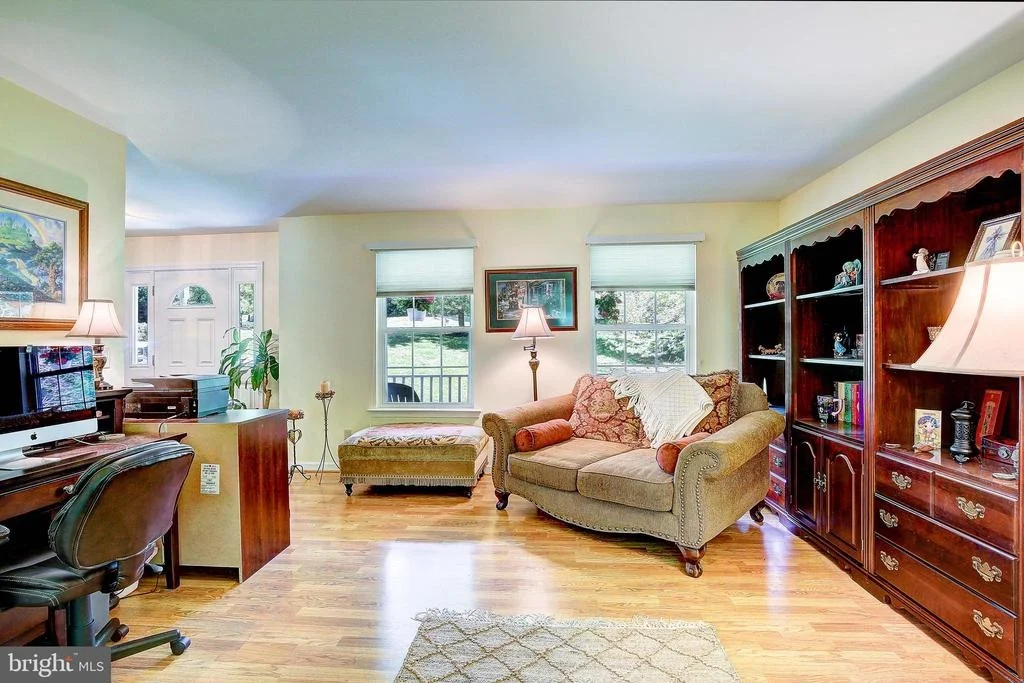 Photo of 10945 TWO SISTERS LANE